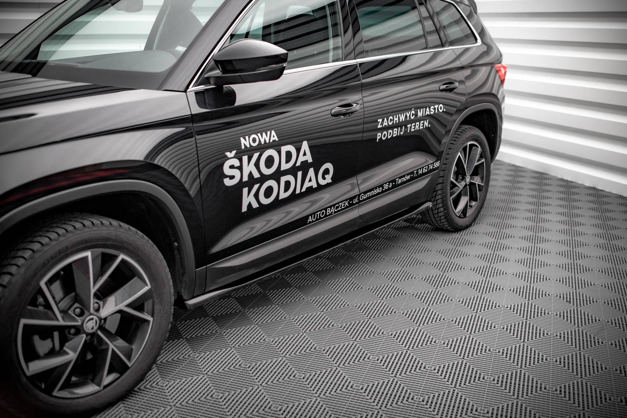 Maxton Spoiler CAP für Skoda Kodiaq Mk1 Facelift schwarz matt SK